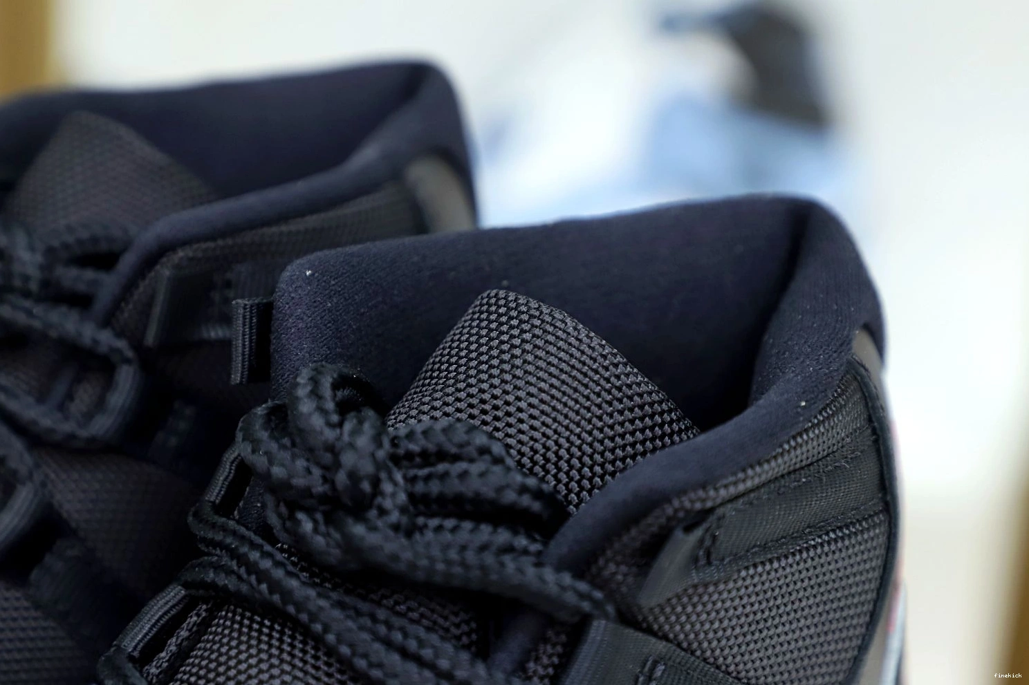 AIR 2019 RETRO JORDAN 'BRED' 11 1231